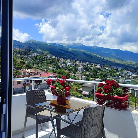 Vladimir Estate Hotel Gjirokastër Exteriör bild