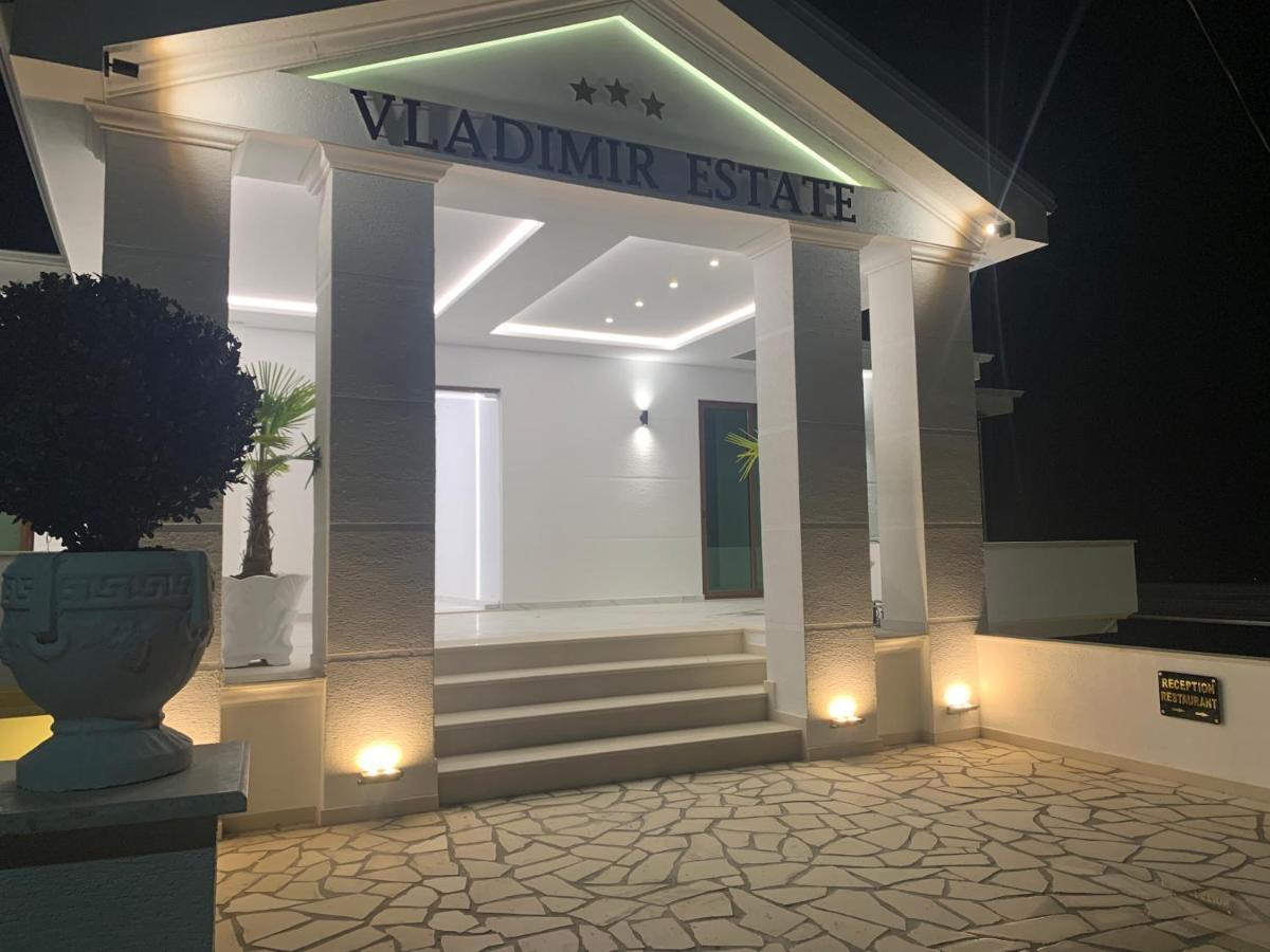 Vladimir Estate Hotel Gjirokastër Exteriör bild