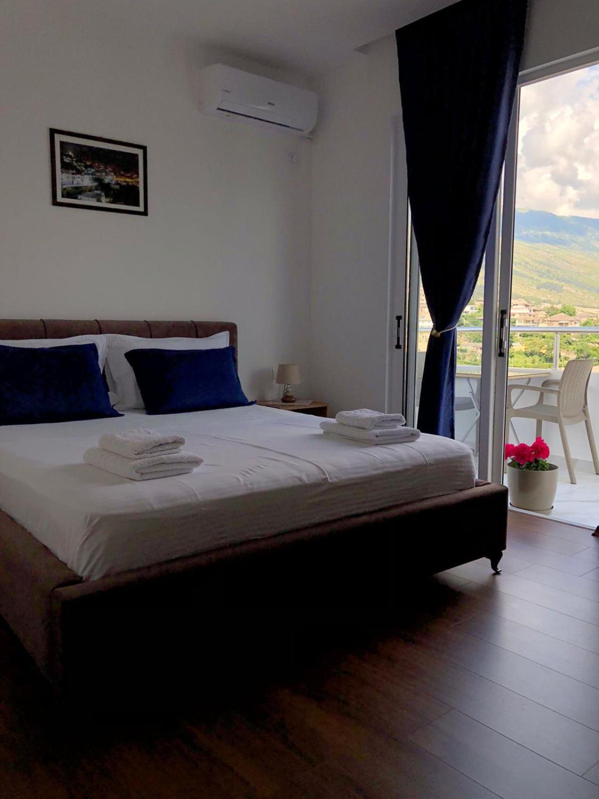 Vladimir Estate Hotel Gjirokastër Exteriör bild